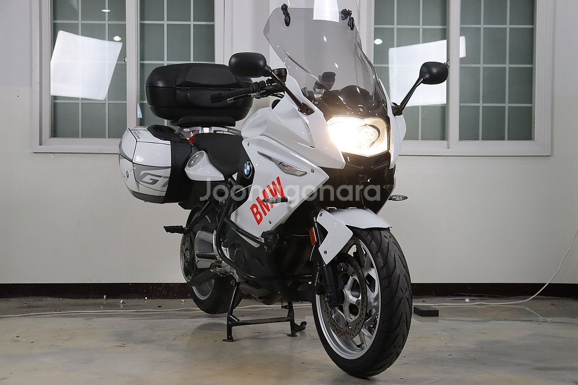 2019년식 BMW-F800GT 깔끔한 바이크입니다. ...--2