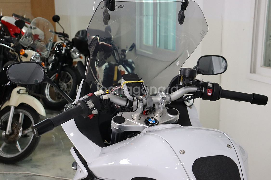 2019년식 BMW-F800GT 깔끔한 바이크입니다. ...--9