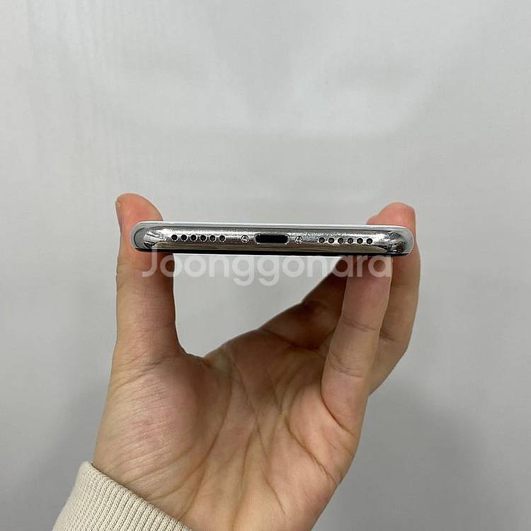 59973 아이폰X 64기가 실버 공기계 팝니다 20만...--3