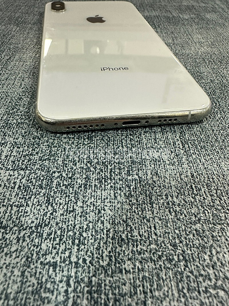 (A급) 아이폰XS MAX 256G 실버 배터리81% 깨끗한폰 35만원 판매해요--7