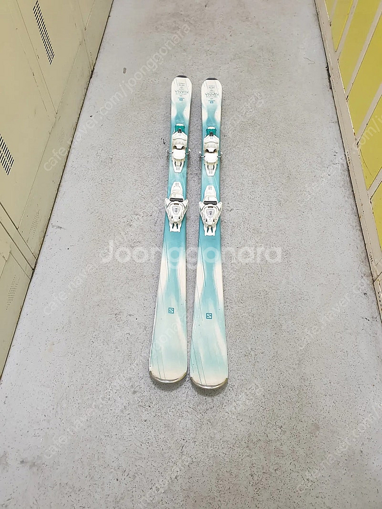 살로몬 스키 플레이트 144cm 팝니다--2