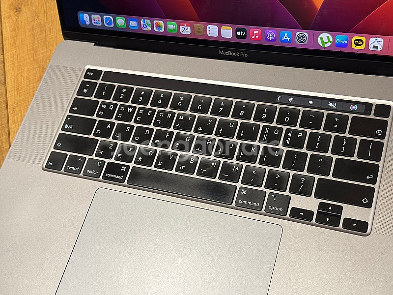 2019 맥북프로 16인치 i9 32gb램 500기가 ...--3