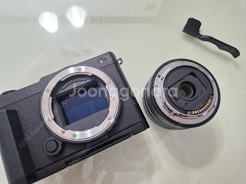 파나소닉s9 블랙 1840킷 26mm f8 렌즈 팝니다--2