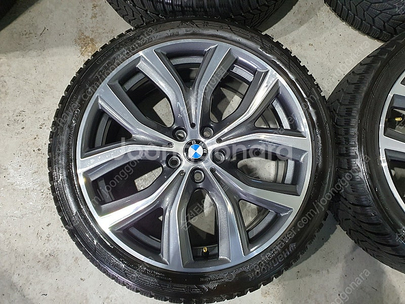 BMW X1,X2 19인치 순정휠 윈터타이어 판매합니다--2