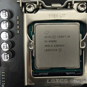 인텔 i9-9900K CPU 판매합니다.