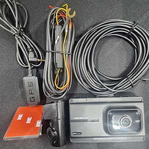 아이나비 Z7000 QHD 2채널 블랙박스 GPS, 32기가 풀세트포함 판매합니다(방문시 무료설치가능,주말가능)