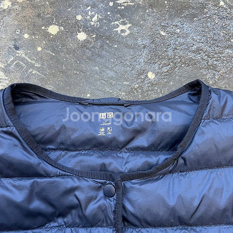 100) 유니클로 울트라 라이트 다운 경량 패딩점퍼--2