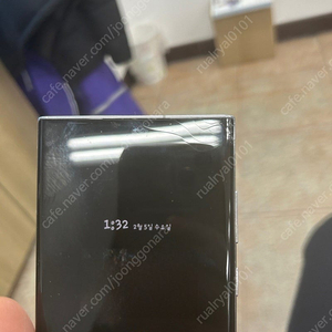 갤럭시 s22울트라 256gb 액정일부파손 중고폰 팝니다