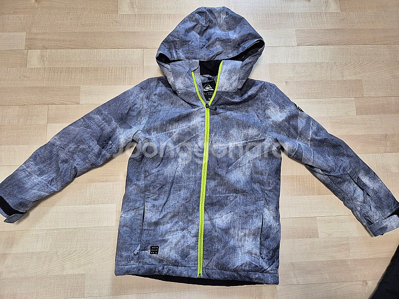 퀵실버 스키복 주니어 12L사이즈스키--0