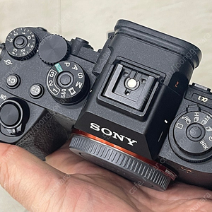 소니 sony a1 카메라 (2천컷, 케이지,핸드스트랩포함)