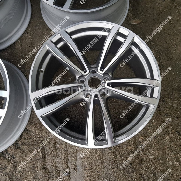 (판매)19인치 BMW G11 647M 7시리즈 순정휠...--2