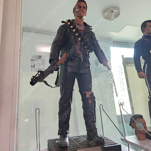 엔터베이 터미네이터 T-800 팝니다