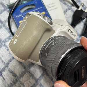 캐논 eos m50 구하기 힘든 화이트 팝니다