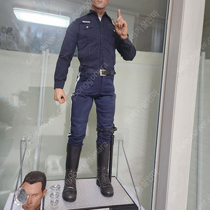 엔터베이 터미네이터 T-1000 팝니다.