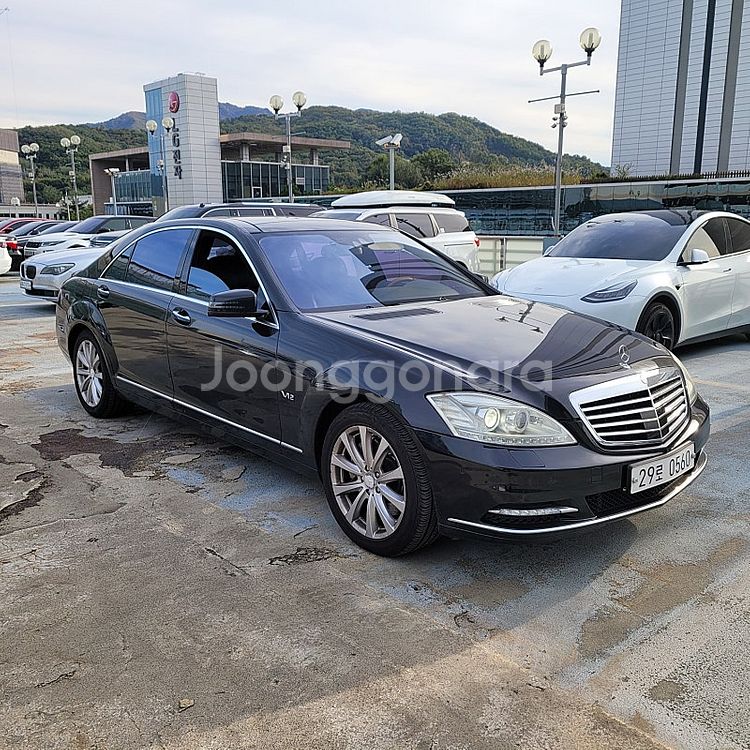 벤츠w221후기형 s500메뉴얼 책자 구합니다...--0