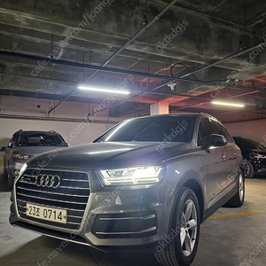 16년식 아우디 Q7 35TDI 콰트로 컴포트 판매합니다