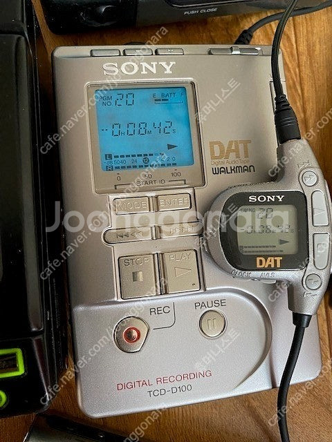 소장용 소니 포터블DAT(TCD-D100)판매하거나 타...--4