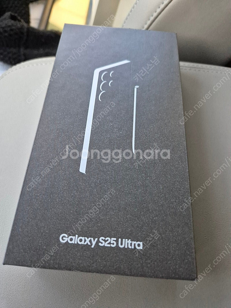 갤럭시 S25 1tb 티타늄블랙 자급제 직거래로 판매합...--0