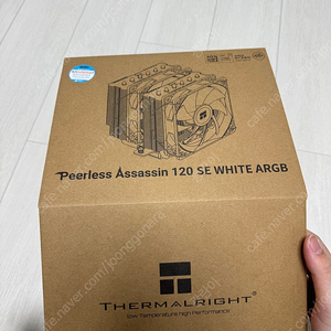 thermalright peerless assasin 120 white argb듀얼공랭