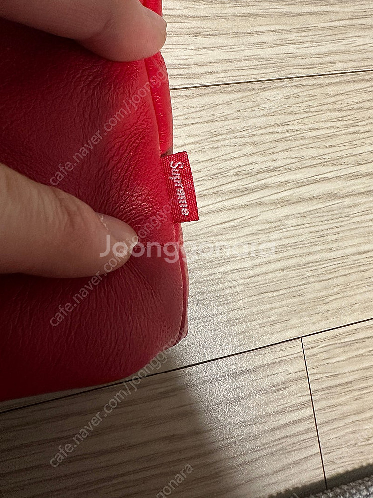 슈프림 레더 눕시 검빨 라지--9