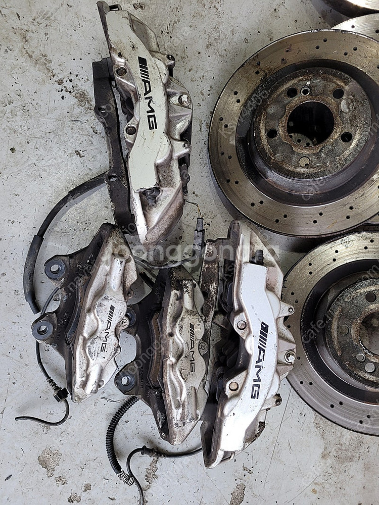 W219 cls 55 amg 브렘보 8p 4p 브레이크...--1