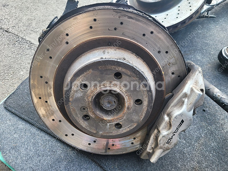 W219 cls 55 amg 브렘보 8p 4p 브레이크...--8