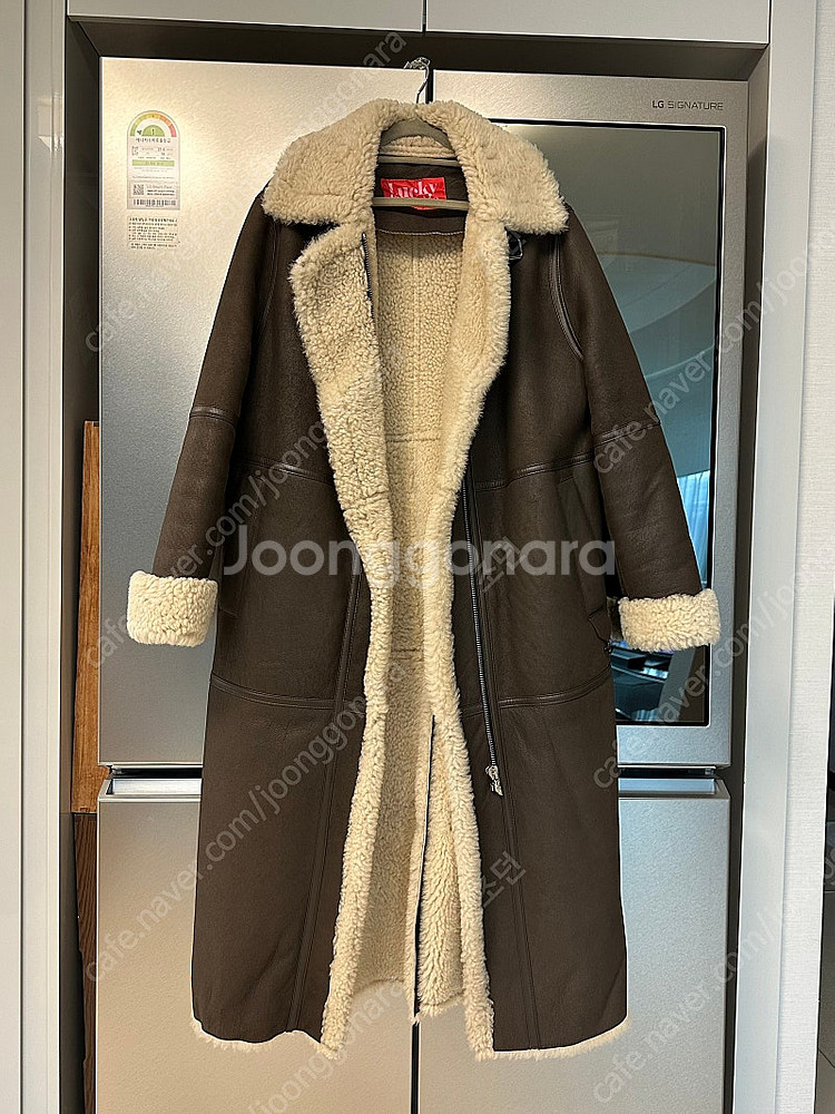럭키슈에뜨 롱무스탕 리얼양가죽 양모--0