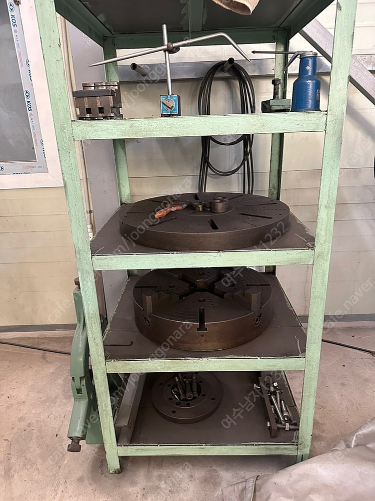 한국공작기계 보통선반 (치자 구동식) 판매합니다. 이미지