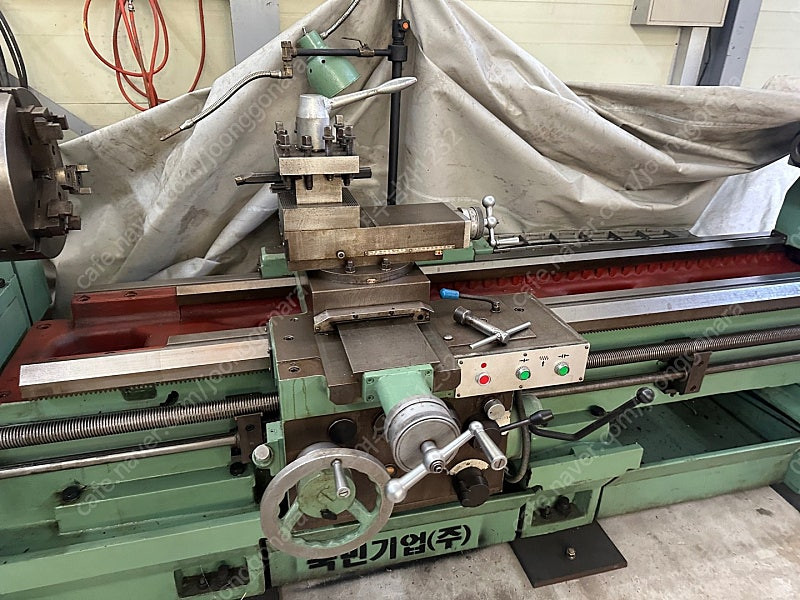 한국공작기계 보통선반 (치자 구동식) 판매합니다. 이미지