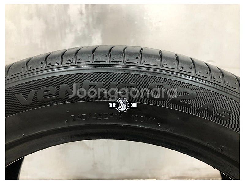중고타이어 한국타이어 벤투스 S2AS 245/45R18...--3