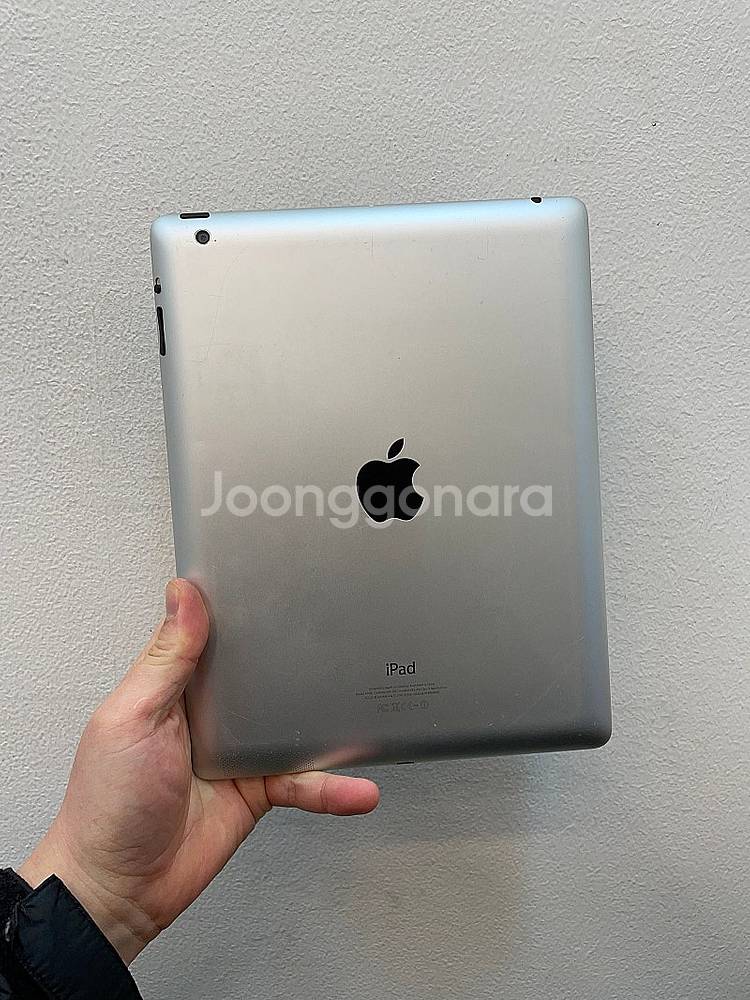 아이패드4 WIFI 화이트 16GB 상태좋은 중고4만팝...--0