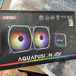 [미개봉]에너맥스 AQUAFUSION ADV 240 ARGB 수냉쿨러 2열 팝니다.