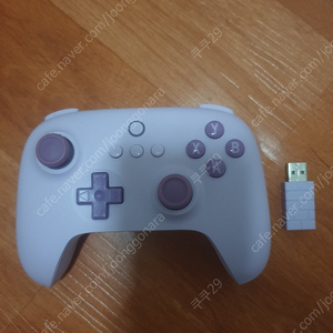 8bitdo Ultimate 2.4c 게임패드 판매합니다