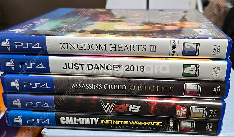 PS4 본체+정품패드2개+충전거치대+VR건그레이브 번들...--9