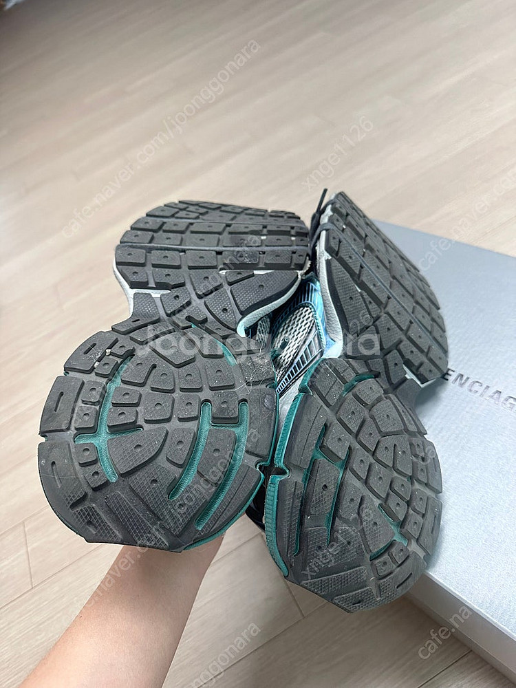 발렌시아가 3XL--1