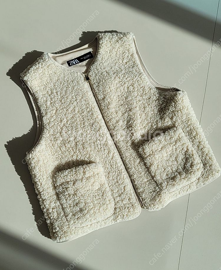 ZARA 자라 페이크퍼 베스트--0