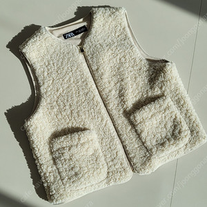 ZARA 자라 페이크퍼 베스트