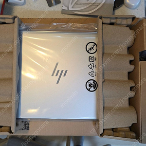 HP 엘리트북 845 G11 A40HSPT (14" R7 8840U 16G 512Gb)