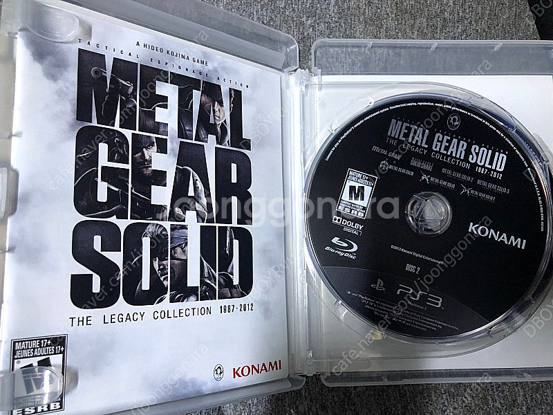PS3메탈기어 솔리드 레거시 북미판 중고팝니다--1