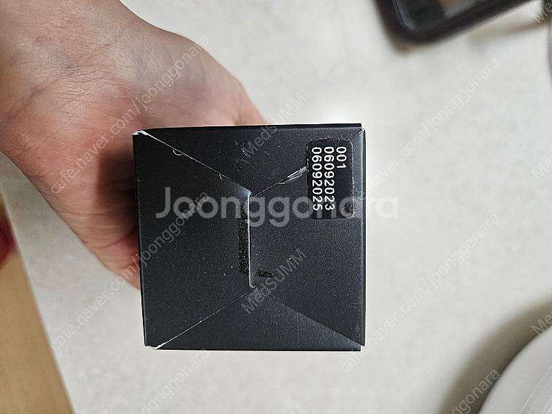 (가격인하)카르마카멧 바디스프레이 화이트티 새상품--0