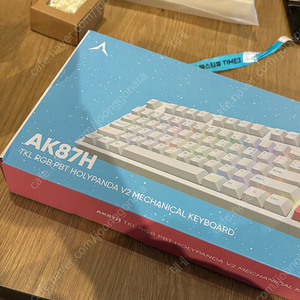 앱코 키보드 미개봉 새상품 AK87H TKL RGB PBT HolyPanda V2