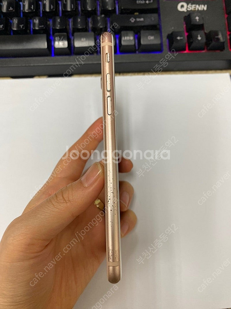 198596 아이폰8 로즈골드 액정SS급 64GB 무잔...--4