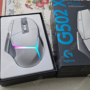 G502 X PLUS 화이트