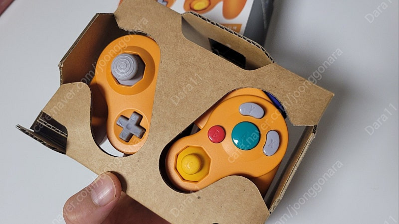 대원정발 게임큐브 오렌지 색 게임패드 판매--1