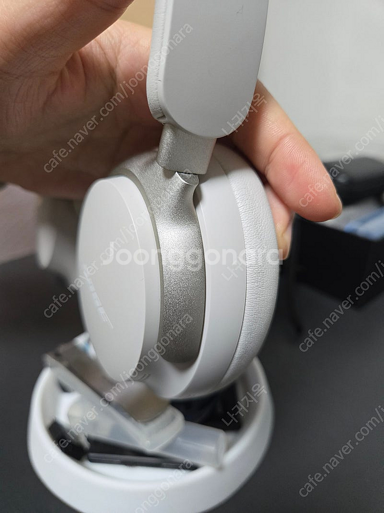 BOSE QC ULTRA 화이트 스모크 (리퍼 새제품)--6