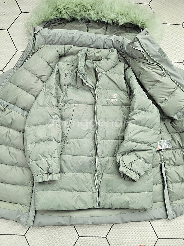 뉴발란스키즈 구스패딩(경량패딩포함) 130사이즈 택포--1