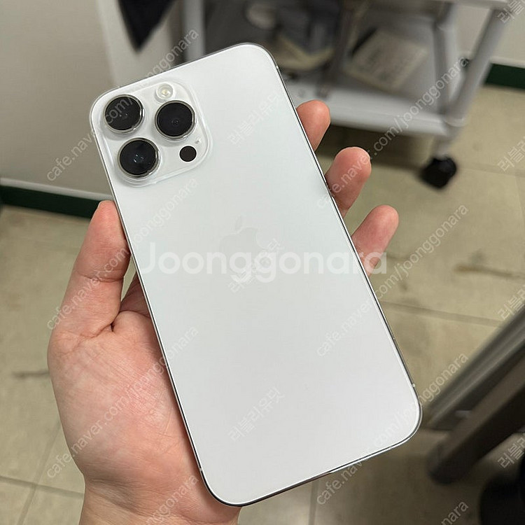 아이폰 14 프로맥스 256G 화이트 판매합니다--1