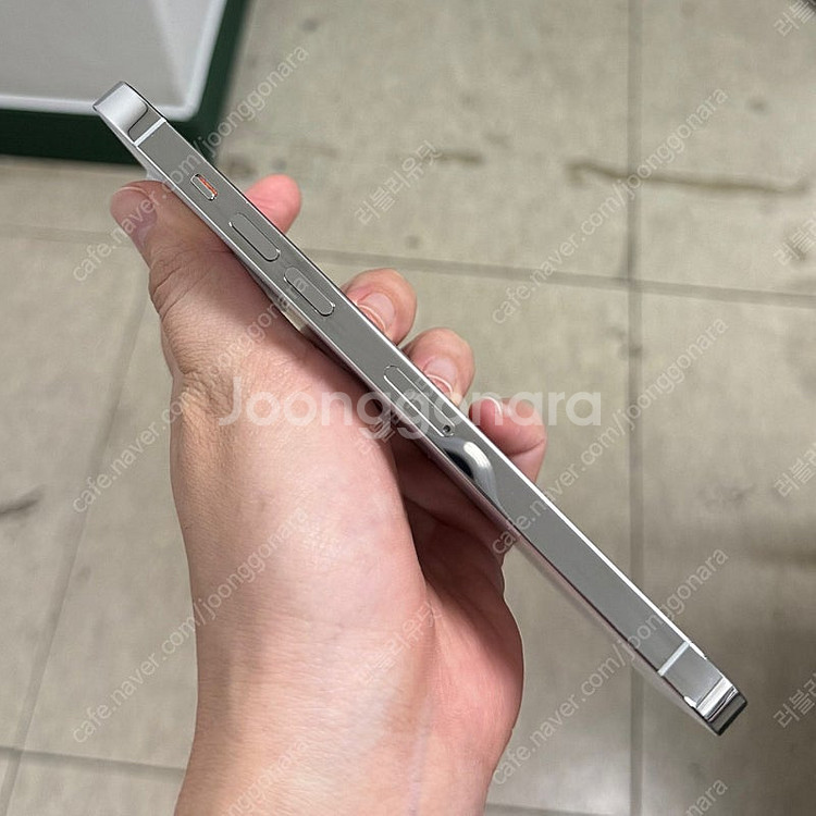 아이폰 14 프로맥스 256G 화이트 판매합니다--5