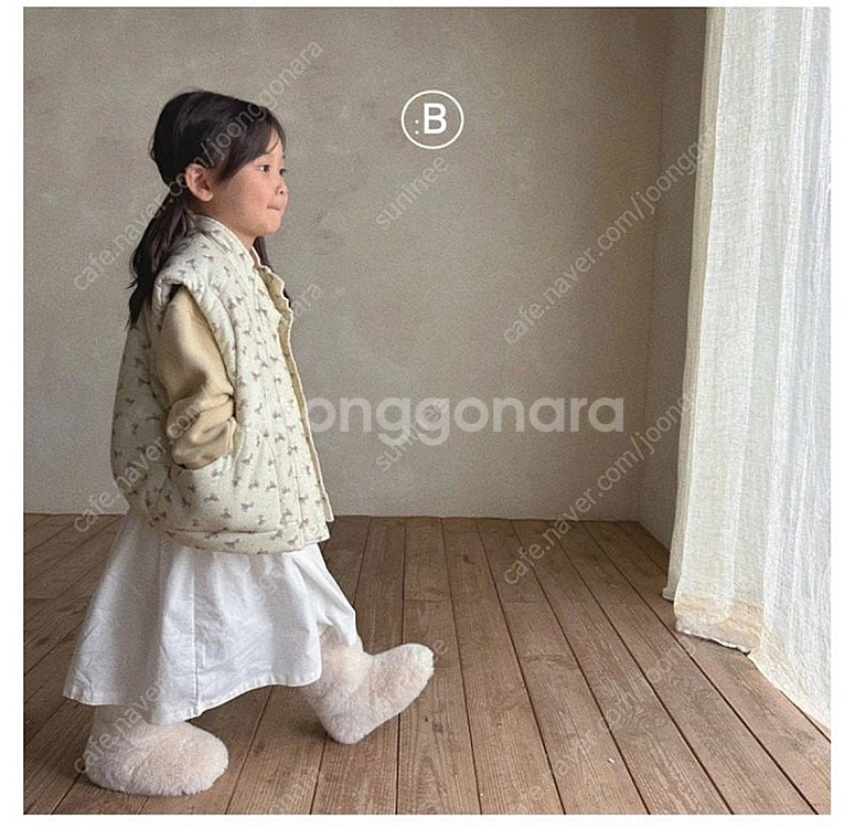 벨라밤비나 아기 꽃 패딩조끼 xs 새상품--1