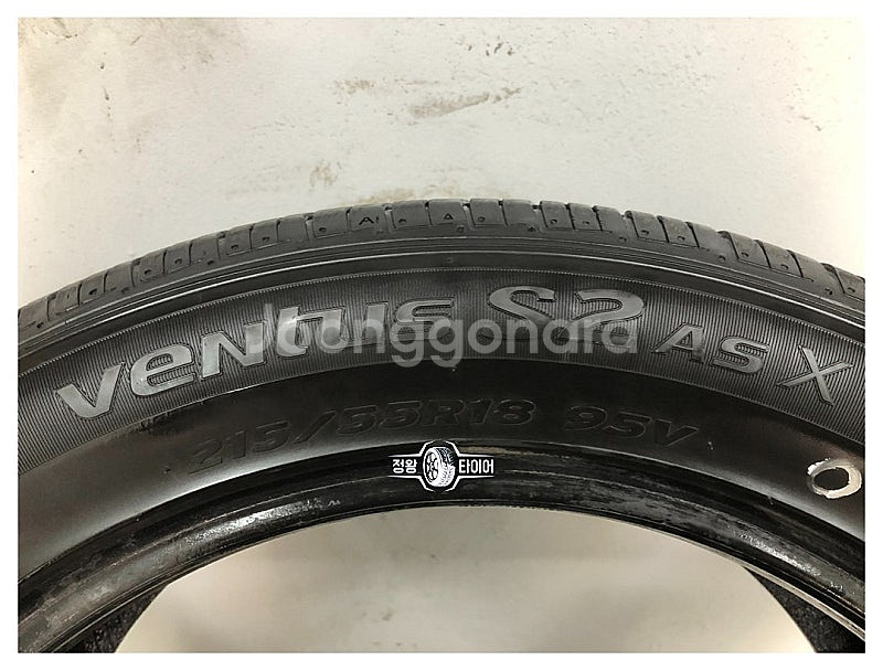 중고타이어 한국타이어 벤투스 S2ASX 215/55R1...--3